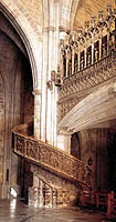 Iglesia arciprestal de Morella. Escalera del coro alto. (Foto P. Balaguer - L. Vicén) /Archiprestal church of Morella. Choir gallery staircase (Photograph: P. Balaguer – L. Vicén)